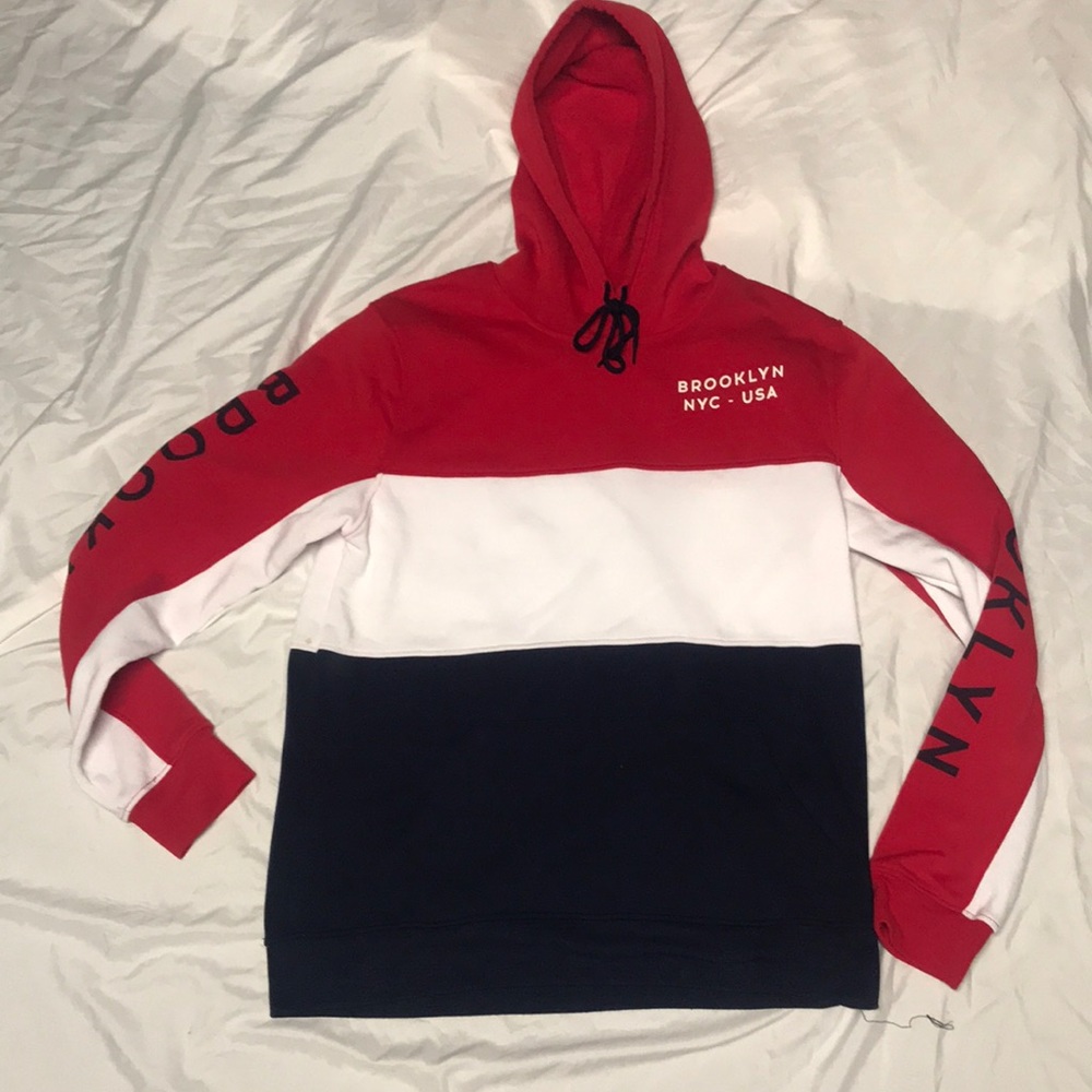 Selling because it didn’t fit me!